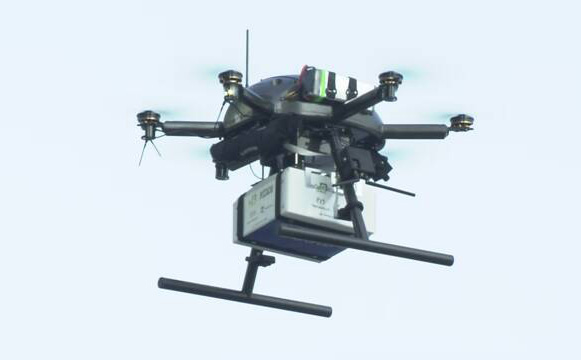 日本東京首次進行無人機送餐測試(圖1) 日本東京首次進行無人機送餐測試(圖1)