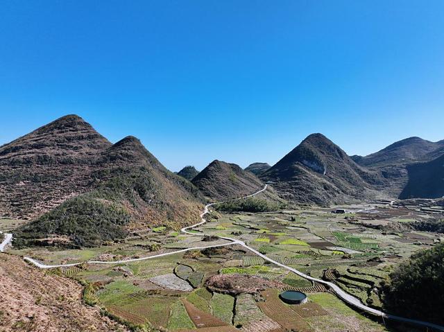 無人機技術(shù)助力保護區(qū)科學護林巡山 (圖1)