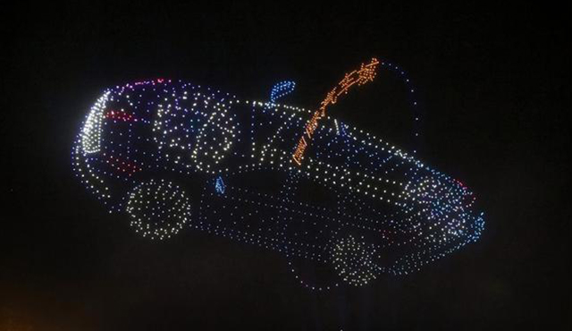 昨晚,2022架無人機點亮長春夜空!奉上完美演出(圖2) 昨晚,2022架無人機點亮長春夜空!奉上完美演出(圖2)