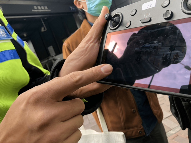 無人機組建“空中鐵騎” 助力深圳交警交通管理(圖5) 無人機組建“空中鐵騎” 助力深圳交警交通管理(圖5)